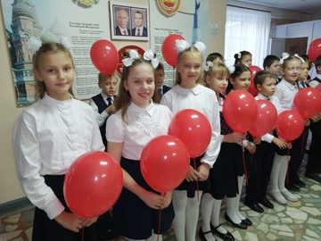 Ученики #НОШ2 поздравили своих педагогов с Днём учителя : Фото №