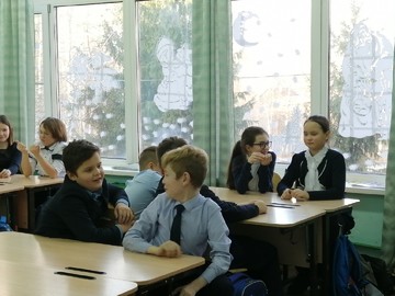 Врачи-специалисты провели лекцию по основам ЗОЖ для четвероклассников : Фото №