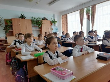 В #НОШ2 состоялся Единый урок «60 лет первого полета человека в космос. Первые в мире» : Фото №