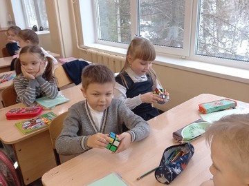 Четвероклассники #НОШ2 взяли шефство над первоклашками : Фото №