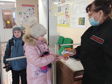 В #НОШ2 соблюдаются антиковидные нормы и требования : Фото №