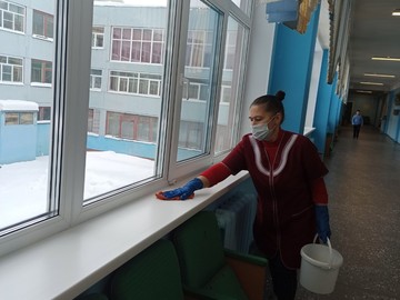 В #НОШ2 соблюдаются антиковидные нормы и требования : Фото №
