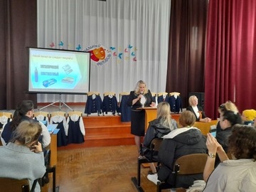 Состоялись общешкольные родительские собрания для родителей будущих первоклассников : Фото №