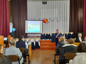 Состоялись общешкольные родительские собрания для родителей будущих первоклассников : Фото №