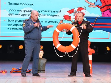 Большой, яркий праздник в честь Дня знаний состоялся для учеников #НОШ2 в ДК Тракторостроителей : Фото №