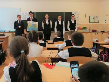 Школьный музей «Лицей на Волге» снова в гостях у первоклассников #НОШ2 : Фото №