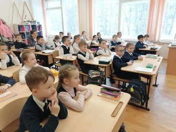 Школьный музей «Лицей на Волге» снова в гостях у первоклассников #НОШ2 : Фото №