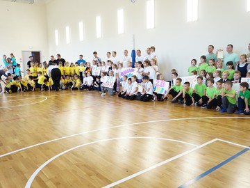 В школьном спортклубе прошли соревнования «Курс молодого отца» : Фото №