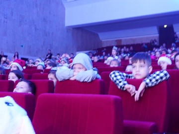 Искусственный интеллект или эко Новый Год : Фото №